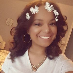 Meet your Posher, Lesley